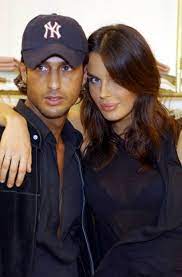Nina moric vorrebbe sposare il suo nuovo compagno in chiesa e per farlo vuole l'annullamento dalle nozze con fabrizio corona. Fabrizio Corona And Nina Moric Dating Gossip News Photos