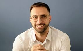 Page animée du lundi au vendredi. Special Retail Sous La Contrainte De La Crise Leroy Merlin Se Transforme Digitalement Frenchweb Fr