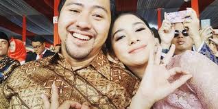 10 Foto Naysilla Mirdad dan Roestiadi Tsamanov Sang Calon Suami, Dikabarkan  Nikah Setelah Nay Mualaf