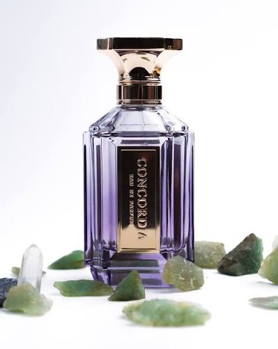 VELIXIR PARFUMS: HƠI THỞ THẦN THOẠI TRONG DIỆN MẠO HIỆN ĐẠI Lấy cảm hứng từ  những câu chuyện vĩnh cửu của thần thoại Hy Lạp, Velixir mang đến các dải  hương tinh