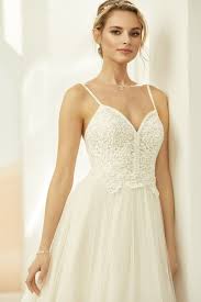 Maybe you would like to learn more about one of these? Brautkleider Mit Herzausschnitt Fur Ludwigsburg Stuttgart Und Umgebung Happy Bride De We Love Happy Brides Verkauf Vermietung