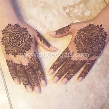 So, if you want … Peacock Round Tikki Mehndi Designs Latest Collection 2021 2022