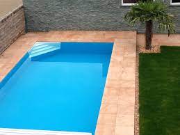 Wer stein auf stein selber baut, der hat sehr viele vorteile bei einem großen pool sollten sie beim bau eine pooltreppe nicht vergessen, gerade für kleine. Pool Treppe Ihr Sicherer Luxus Einstieg Ins Schwimmbad