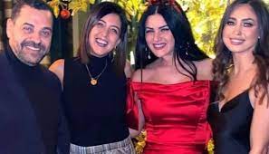 _ مهر تو ز لوح دل سپردن نتوان. Ù…Ù† Ù‡ÙŠ Ù†Ø³Ø±ÙŠÙ† Ø¥Ù…Ø§Ù… Ø§Ù„ØªÙŠ Ø§ØªÙ‡Ù…ØªÙ‡Ø§ Ø£ØµØ§Ù„Ø© Ø¨Ù€ Ø§Ù„Ø¬Ø­ÙˆØ¯ ÙˆØ§Ù„Ù†ÙƒØ±Ø§Ù† Ø§Ù„Ù†Ù‡Ø§Ø±