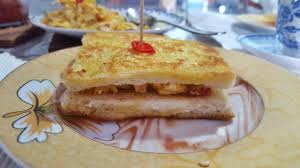 Hidangan telur ialah hidangan yang selalu menjadi favorit ramai. Surayamsyed Sandwich Telur Goreng Hancur
