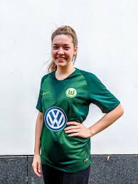 Shop our huge selection of epic sports apparel & more today! Bayern Germany Pa Twitter The Department Of Fashion Design Of The Media Design School In Dusseldorf Ranked The Nicest Home Kits Of Bundesliga Teams For The 2018 19 Season 1 Wolfsburg 2 Frankfurt 3 Stuttgart