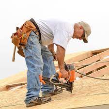 Pinellas county, florida's estimated population is 978,872 with a growth rate of 0.20% in the past year according to the most recent united states census data. Pinellas County Roofing Contractors Roof Repair Companies