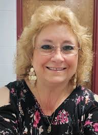 Denise Caswell's Instagram, Twitter & Facebook