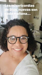 Thiago, comenzando su vida de pelotero! ❤️❤️❤️ y Papá Edward Galant siempre  ahí! Dios me los bendiga a ambos!