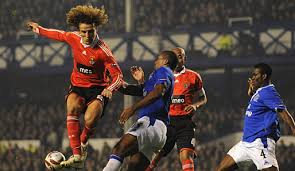 Primarily a centre back, he can also be deployed as a defensive midfielder. Warum Ist Benficas David Luiz So Begehrt