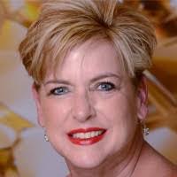 Lee Tipton's Instagram, Twitter & Facebook