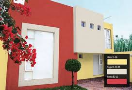 Si quieres renovar el aspecto de una habitación o de la casa y no quieres ni oír hablar de reformas, pintarla es una manera low. Colores Bonitos Para Pintar Una Casa Por Fuera Exterior House Colors House Colors Exterior Colors