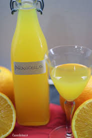 Gradevole, profumato, con un bel colore aranciato acceso. Liquore All Arancio O Arancello
