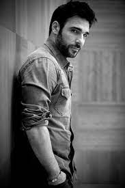 Edoardo leo is an italian actor, director and screenwriter. Movie Reviews Film Man Handsome Actors Hollywood Men