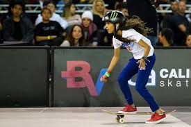 Rayssa leal, a fadinha do skate, pode se classificar para as olimpíadas de tóquio com 12 anos foto: Rayssa Leal A Fadinha Ganha Projecao No Skate Street E Se Aproxima Da Olimpiada De Toquio Ma Ge