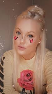 Miranda Mcfarland's Instagram, Twitter & Facebook