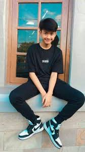 Video hp 98.060 views1 year ago. 160 Ide Boy Fotografi Remaja Gambar Teman Gambar Pasangan
