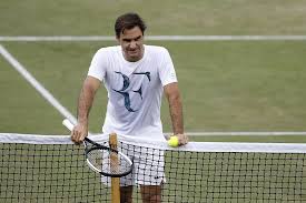 Roger federer at uniprix stadium in montreal, canada in august 2009. Federer Finally Gets Rf Logo Back Perfect Tennis