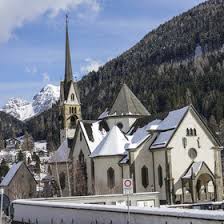 Chiesa, piémont, a d'environ 20 habitants et une altitude de 513 mètres. Die Kirche San Vigilio Sehenswert Kirchen Einsiedeleien Und Wallfahrtskirchen Trentino Italien