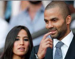 Malgré le premier mariage d'eva (avec christopher tyler entre 2002 et 2004), les rumeurs d'adultère avec le faux scandale alexandra paressant, les mauvaises langues et la distance qui les sépare trop. Tony Parker Et Eva Longoria Une Experience Difficile Et Douloureuse De Ma Vie France Dimanche