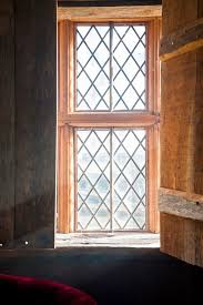 Une Maison Du Xvie Siecle Restauree En 2020 Maison De Noel Maison Tudor Xvie Siecle
