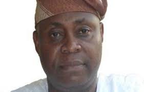 Davido's father, adedeji adeleke, is a nigerian business mogul and billionaire (in naira). How Rich Is Davido Father