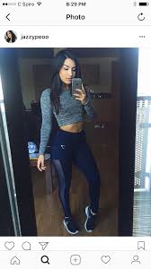 Pin By Vale On Fitness Workout Attire Crop Top And Leggings Workout Clothes