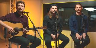 Despite mighty oak's inconsistencies, i felt its message resonated as intended. Mighty Oaks Spielen Eine Fm4 Acoustic Session Fm4 Orf At