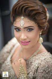 Pin By Wedding Sri Lanka On Kandyan Bridal Sri Lanka Bridal Dress Design Bridal Designs Bridal Sari