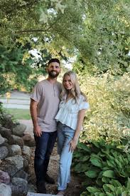 Claire Schuh and Jonah Maas's Wedding Website