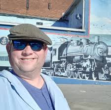 Is there an indoor exercise location in Flora, Indiana?