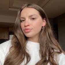 Jillian Dailey's Instagram, Twitter & Facebook