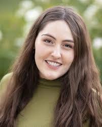 Mara Davis's Instagram, Twitter & Facebook