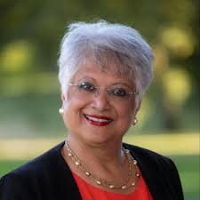 Wow, what a night…and we now have our Change Maker 2022 winner KAA IYA  founded by Erwin Pardo Toledo and Tan Fu Yu Well done to all our amazing  finalists you did