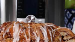 Cool your monkey bread to room temperature, then drizzle maple syrup and sprinkle walnuts over the top. Caramel Apple Monkey Bread Instant Pot Recipes