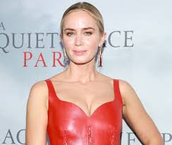 Welcome to emily blunt network, an online fan resource dedicated to the talented, charismatic and beautiful british actress. Ukkmha1w9wvfvm