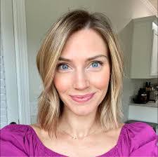 Meredith Lee's Instagram, Twitter & Facebook