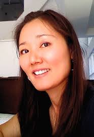 Kris Lee's Instagram, Twitter & Facebook