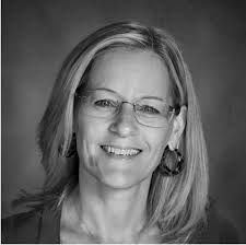 Nancy Robitaille's Instagram, Twitter & Facebook