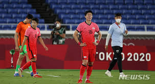 대한민국 축구 국가대표팀에게 남은 최후의 경우의 수는 멕시코 3승, 나머지 1승 2패 3자 동률을 바라보는 것이다. Heeb4euo20kv5m