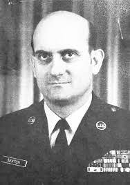 Leon Sexton's Instagram, Twitter & Facebook