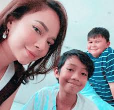 Rizal, also known as jejai, is the son of former perak menteri besar tan sri ramli ngah talib. Bagusnya Kak Nora Str1ct Happy Birthday Rayqal Netizen Berita Kopak Cc