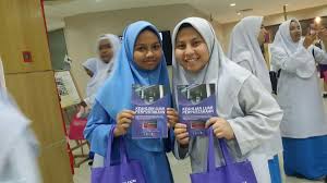 Watikah perlantikan badan pemimpin pelajar sk convent, teluk intan tarikh : Twitter à¤ªà¤° Perpustakaan Uitm Sa Lawatan Kerjaya Dari Smk Convent Teluk Intan Perak Seramai 32 Pelajar Dan 3 Orang Guru Pengiring Untuk Sesi Lawatan Ptaruitm Transuitm Https T Co Wscycr5bae