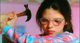 Welcome to the Dollhouse, Todd Solondz, Dawn Wiener, Heather Matarazzo with  hammer.