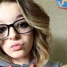 Skyler Richards (skymrichards)