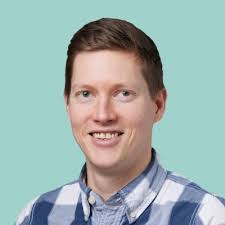 July 2022: Rina leaves partnership in a law firm September 2024: Rina  celebrates 2 years business & makes 5 figure months 🎉 The Rina I met in  October 2022 had just started