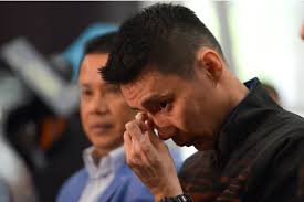 Putrajaya — lee chong wei announced his retirement from professional badminton on thursday (june 13), citing his health as the main factor. Badminton Star Lee Hangs Racket After Cancer Battle Chinadaily Com Cn
