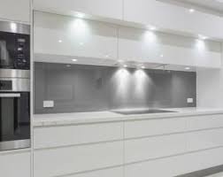 Glas Kuchenruckwand Pflegeleichter Spritzschutz Grau Dunkelgrau Kuche Spritzschutz Glas Glasruckwand Kuche Kuche Ruckwand Glas