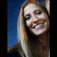 40+ perfiles de «Manuela»