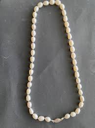 Collier de perles antiques